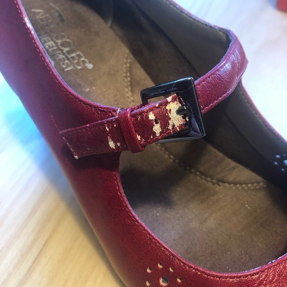 Aerosols, red Mary Janes, size 9 - Picture 8 of 9